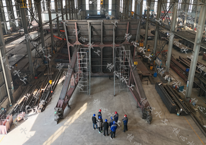 闸门总组装调试区